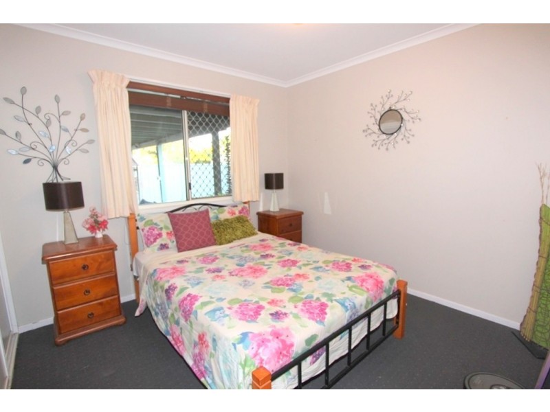 76 Park Ave, Emerald QLD 4720