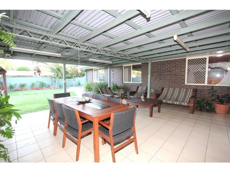 76 Park Ave, Emerald QLD 4720