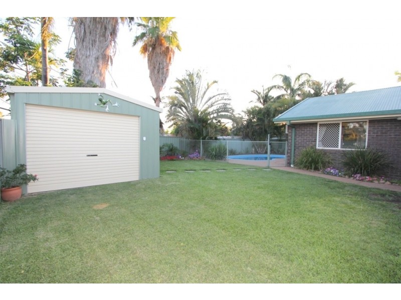 76 Park Ave, Emerald QLD 4720