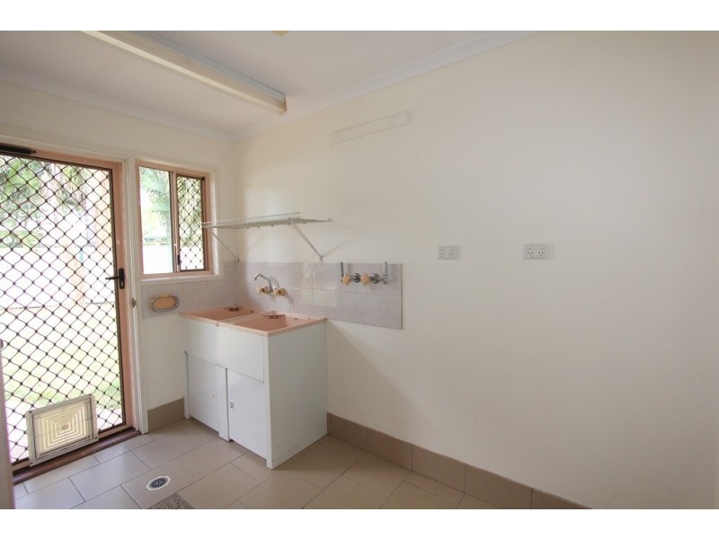 8 Judith Grove, Emerald QLD 4720