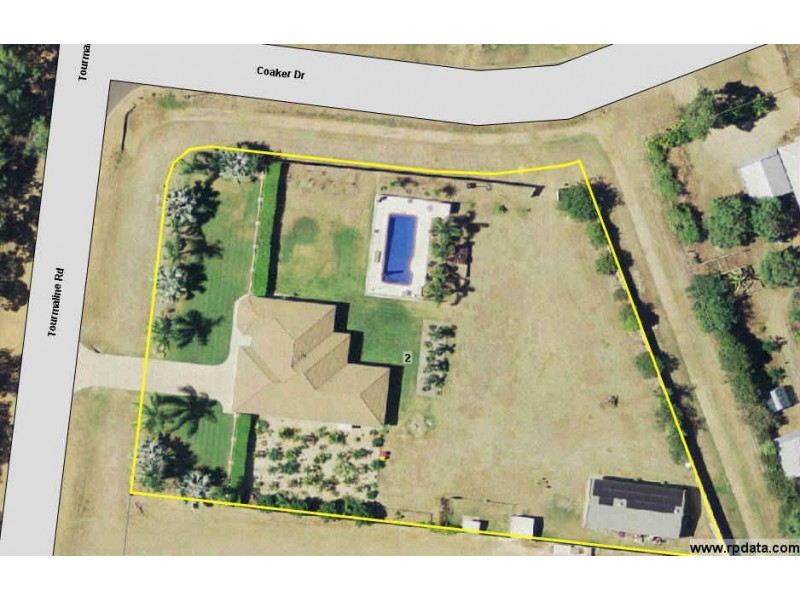 2 Coaker Drive, Emerald QLD 4720
