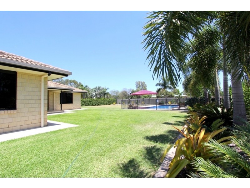 2 Coaker Drive, Emerald QLD 4720