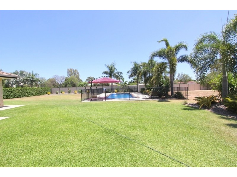2 Coaker Drive, Emerald QLD 4720
