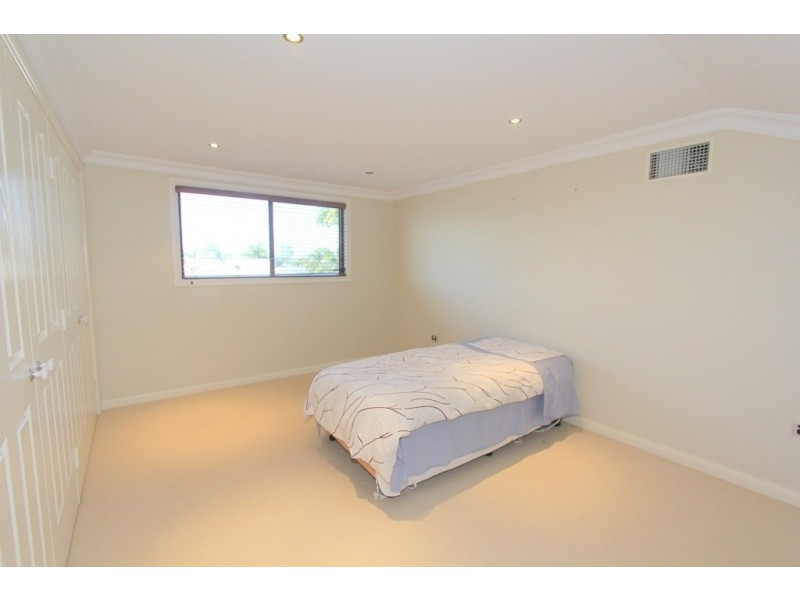 51 Kidd Street, Emerald QLD 4720