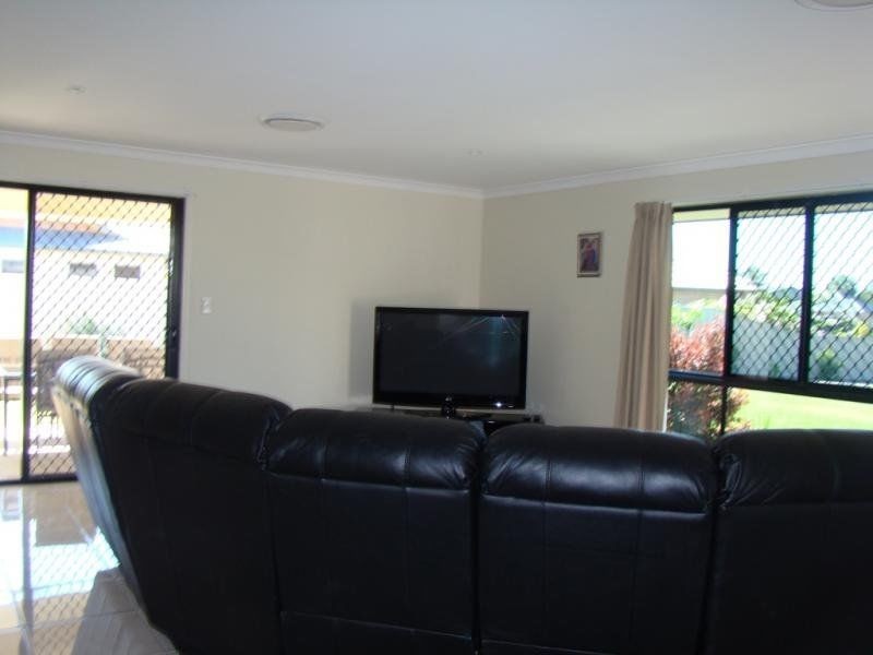 Unit 1/16 Joel Ernest, Emerald QLD 4720