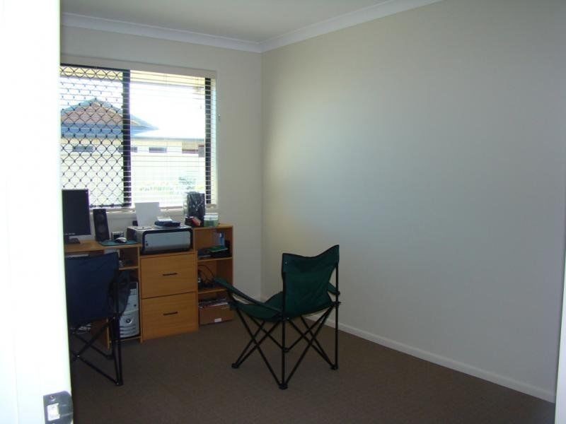 Unit 1/16 Joel Ernest, Emerald QLD 4720