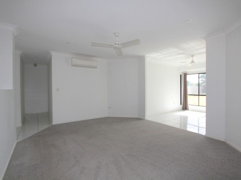 16 Rogers Street, Emerald QLD 4720