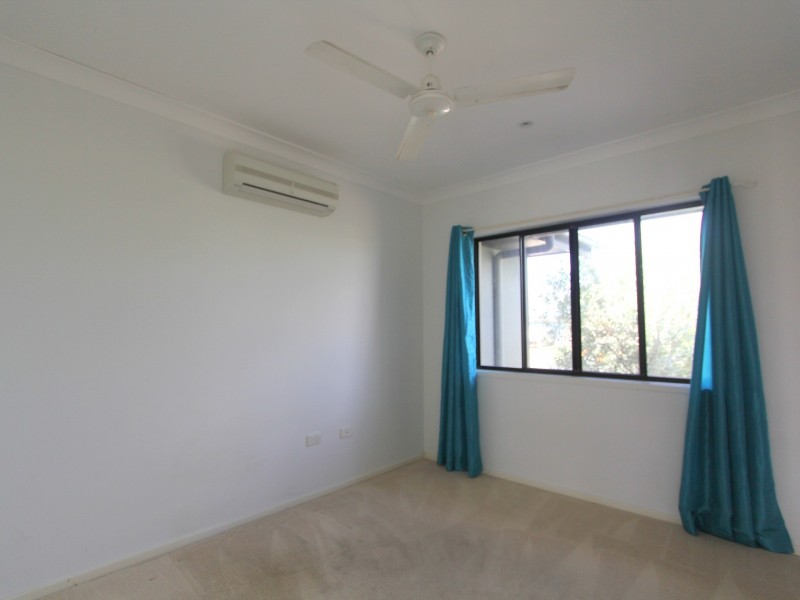 16 Rogers Street, Emerald QLD 4720