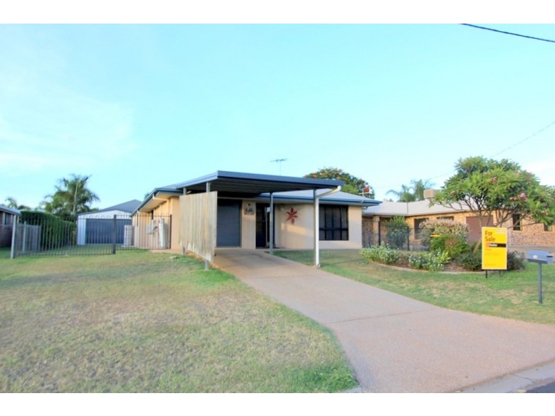 38 Cowan Crescent, Emerald QLD 4720