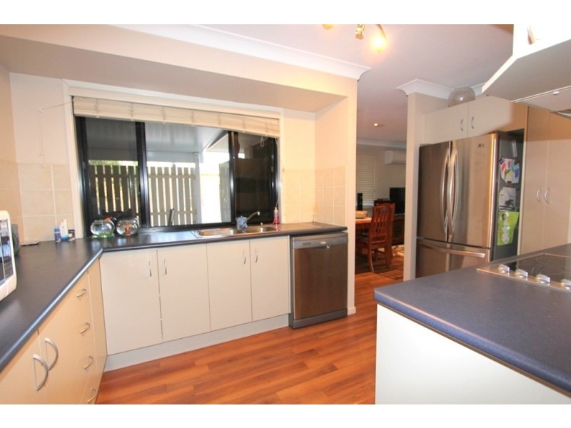 38 Cowan Crescent, Emerald QLD 4720