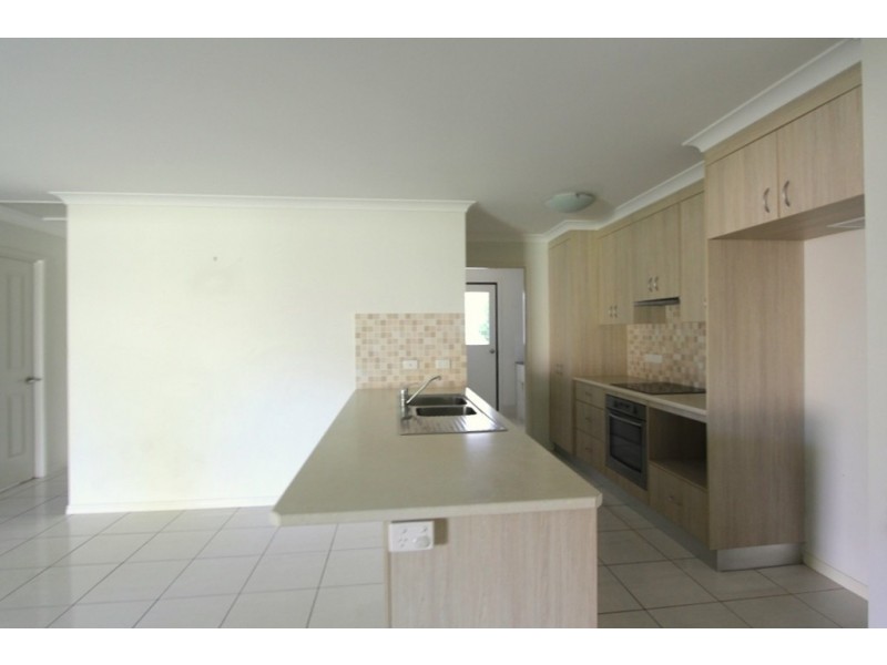 210 Borilla Street, Emerald QLD 4720