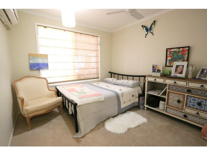 74 Moody Street, Emerald QLD 4720