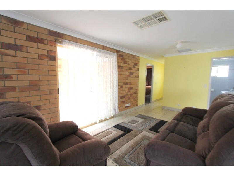 Unit 1/66 Esmond Street, Emerald QLD 4720