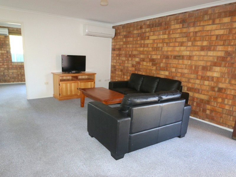 4/126 Opal St, Emerald QLD 4720