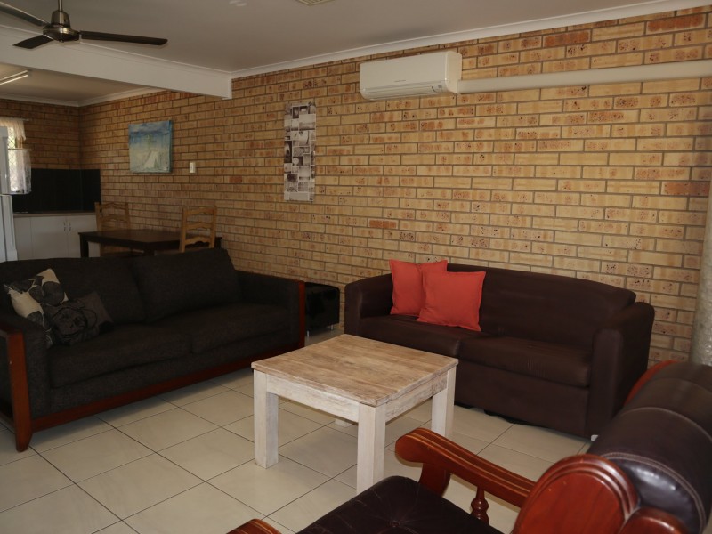 Unit 1/25 Baker Street, Emerald QLD 4720