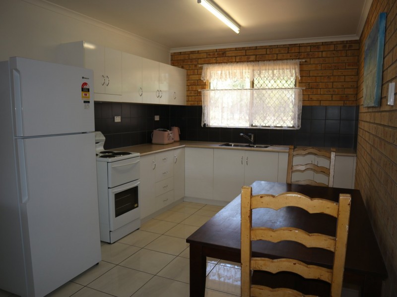 Unit 1/25 Baker Street, Emerald QLD 4720