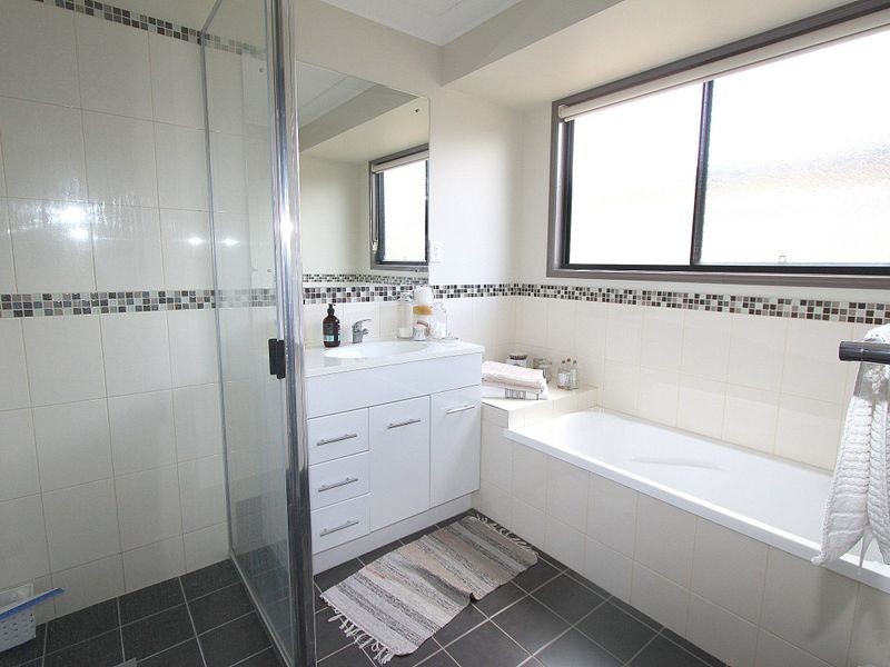 Unit 2/16 Moriarty Street, Emerald QLD 4720