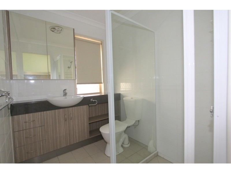 1 Chalmers Crescent, Emerald QLD 4720