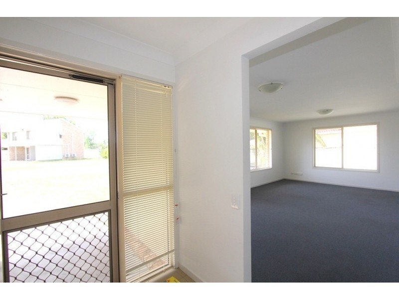 10 Spring Grove, Emerald QLD 4720