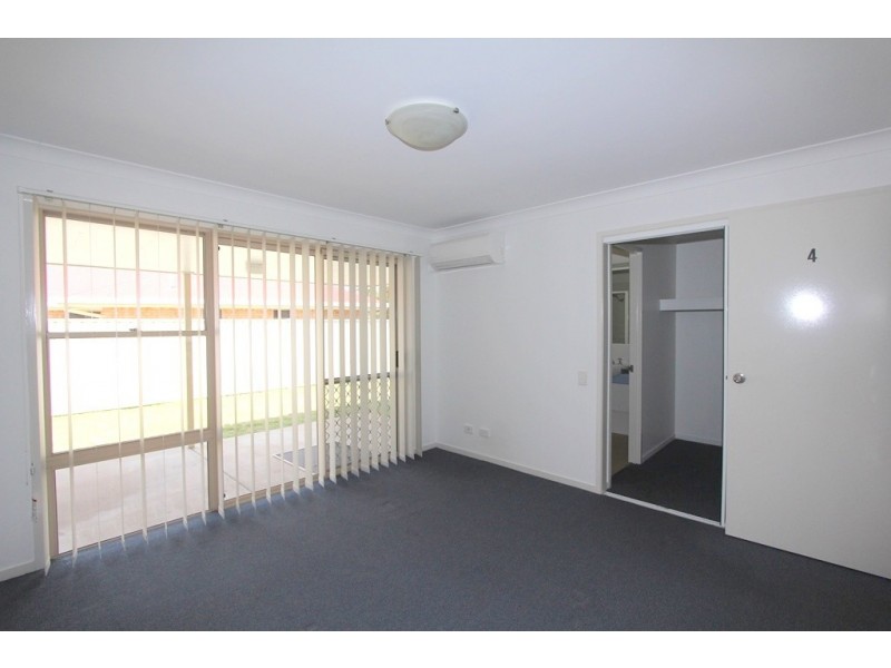 10 Spring Grove, Emerald QLD 4720