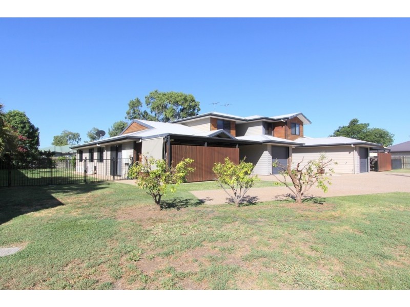 1/70 Long Street, Emerald QLD 4720
