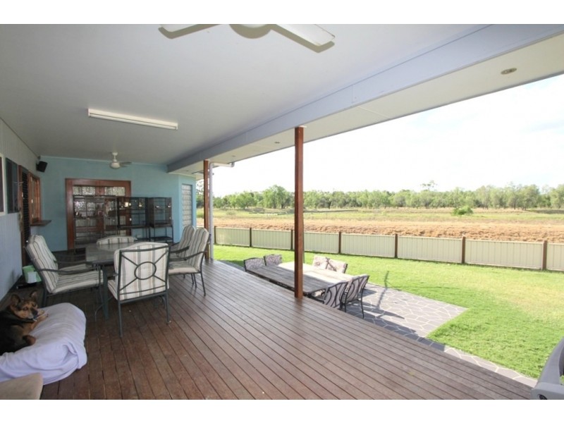 18 Carrington Street, Emerald QLD 4720