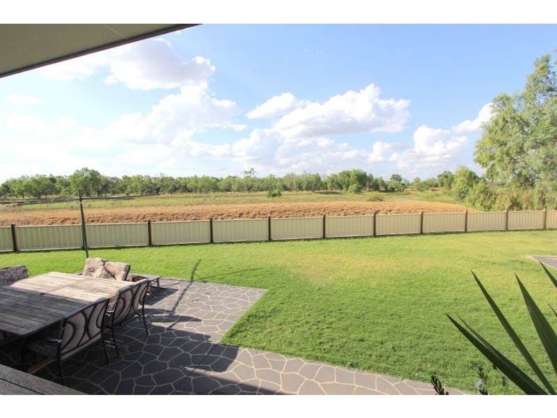18 Carrington Street, Emerald QLD 4720