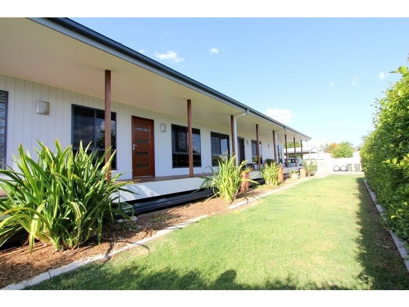 18 Carrington Street, Emerald QLD 4720