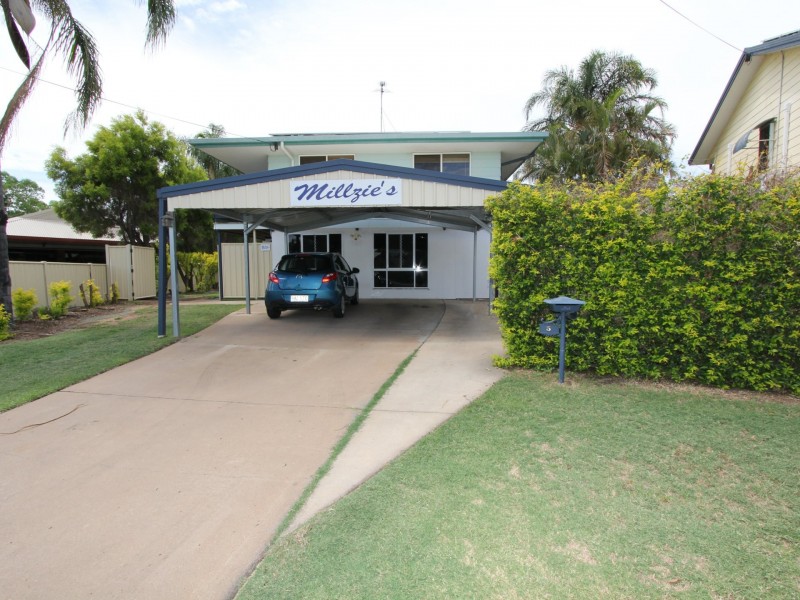 5 Hass Place, Emerald QLD 4720