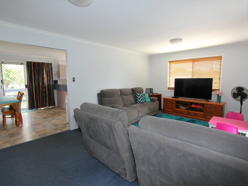 5 Hass Place, Emerald QLD 4720