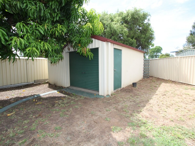 5 Hass Place, Emerald QLD 4720