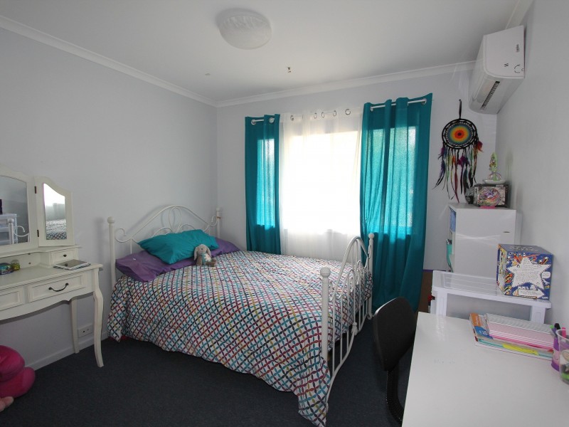 5 Hass Place, Emerald QLD 4720