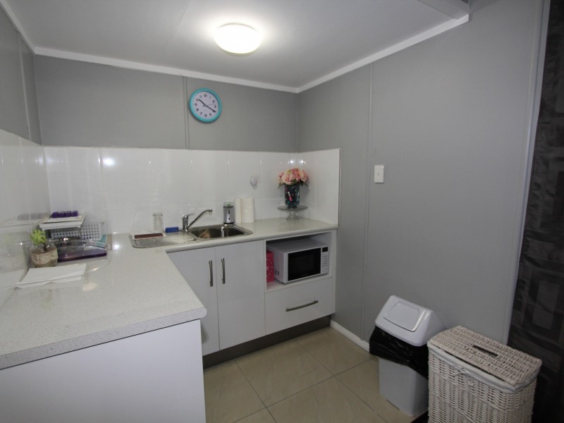 5 Hass Place, Emerald QLD 4720