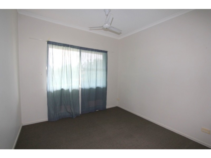 99 Moody Street, Emerald QLD 4720
