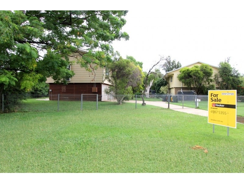 99 Moody Street, Emerald QLD 4720