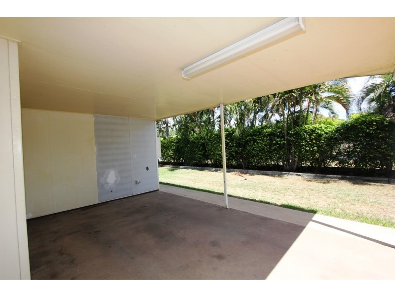 2 Garnett Street, Emerald QLD 4720