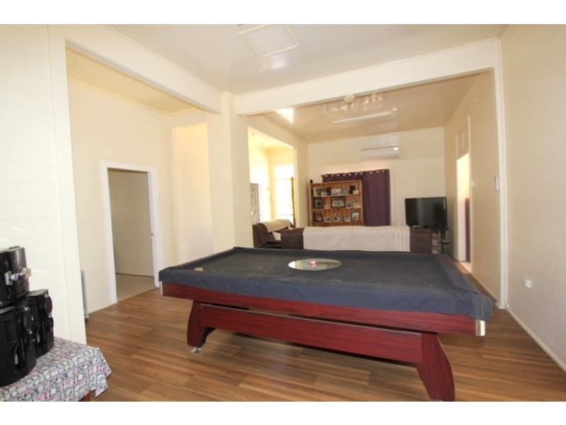 28 Silica Road, Emerald QLD 4720