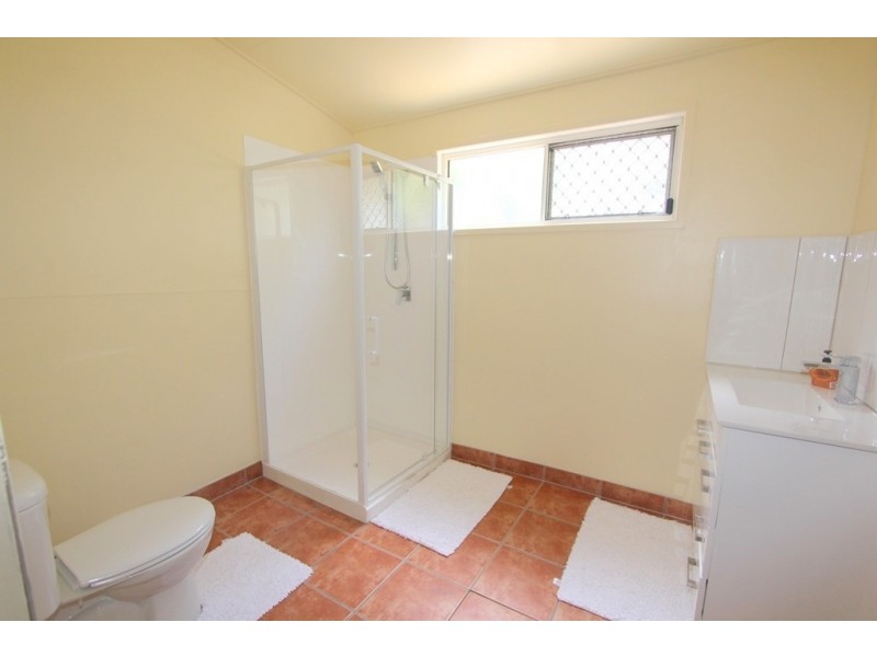 28 Silica Road, Emerald QLD 4720
