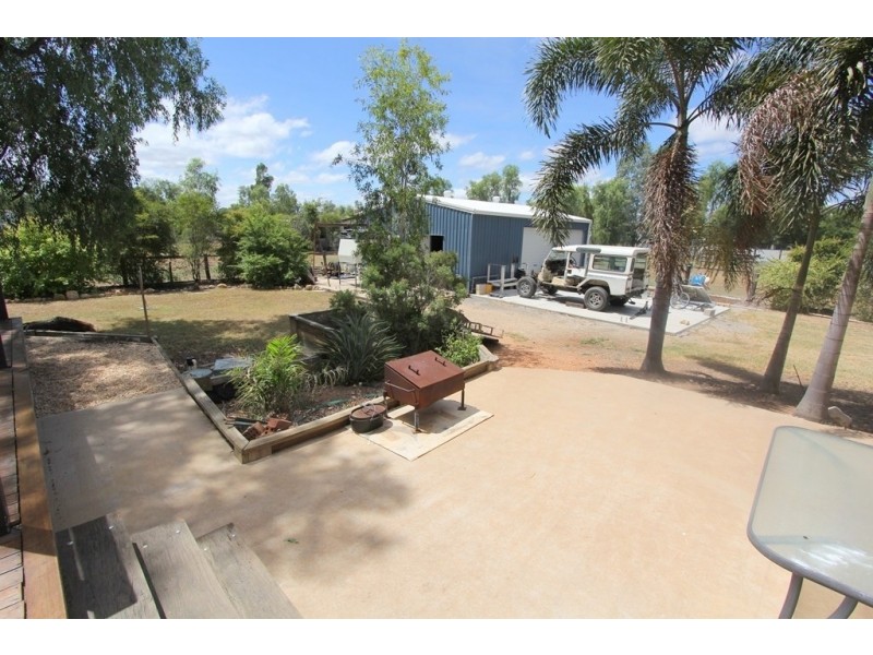 28 Silica Road, Emerald QLD 4720
