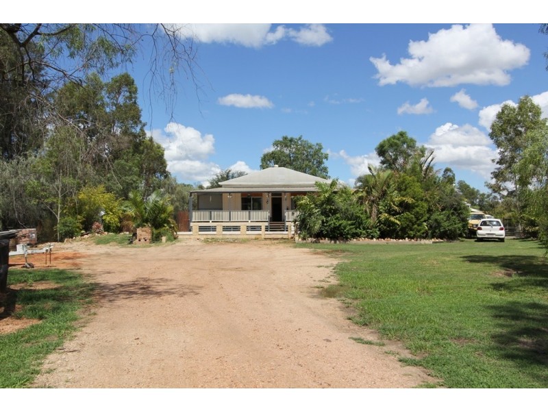 28 Silica Road, Emerald QLD 4720