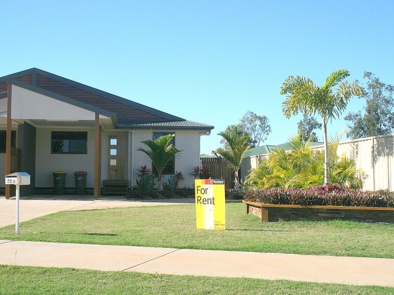 Unit A/72 Long Street, Emerald QLD 4720