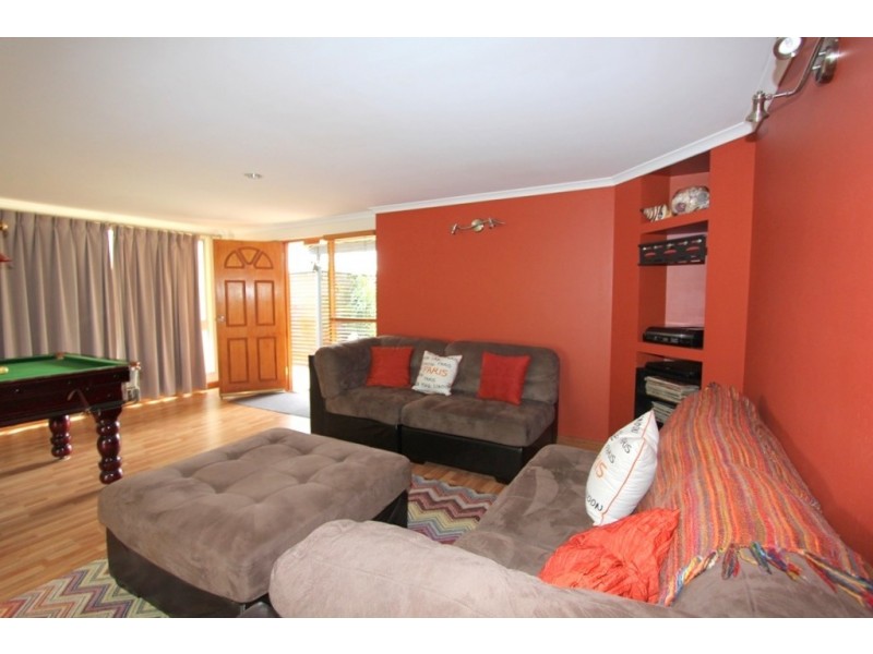 32 Campbell St, Emerald QLD 4720