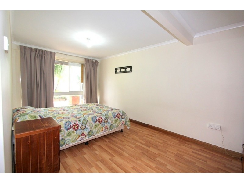 32 Campbell St, Emerald QLD 4720