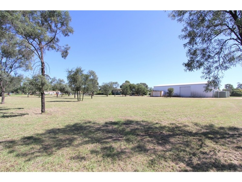 17B Crendon Street, Emerald QLD 4720