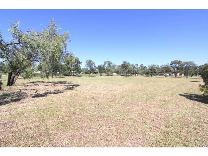 17B Crendon Street, Emerald QLD 4720