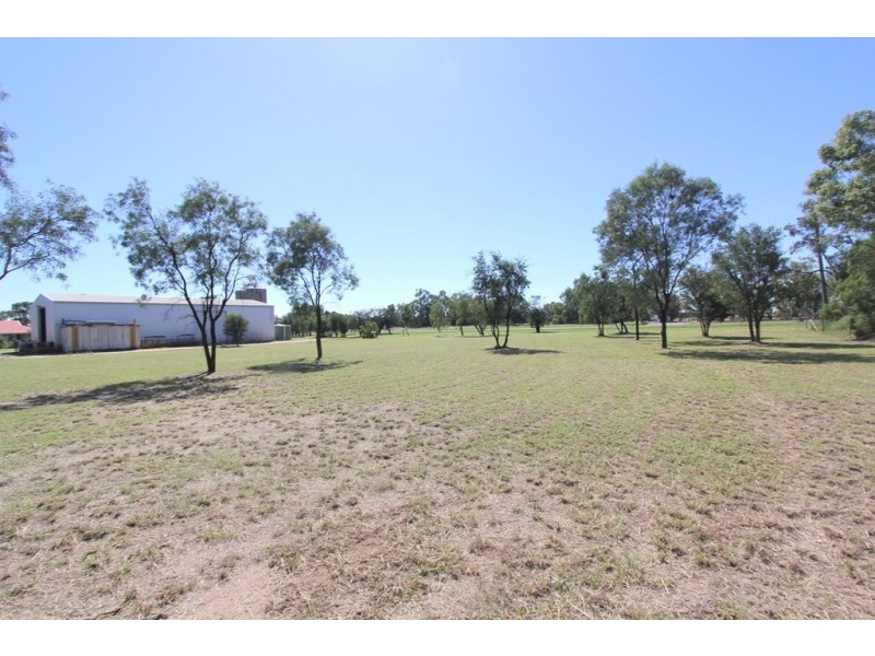 17B Crendon Street, Emerald QLD 4720