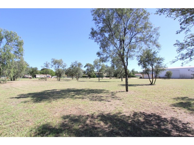 17B Crendon Street, Emerald QLD 4720