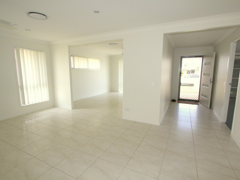 50 Canterbury Road, Emerald QLD 4720