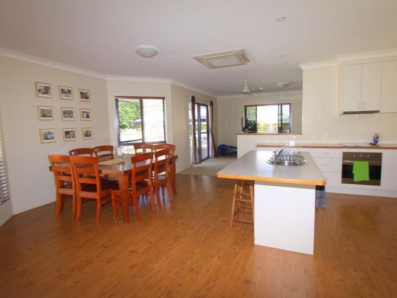 3 Cowan Crescent, Emerald QLD 4720