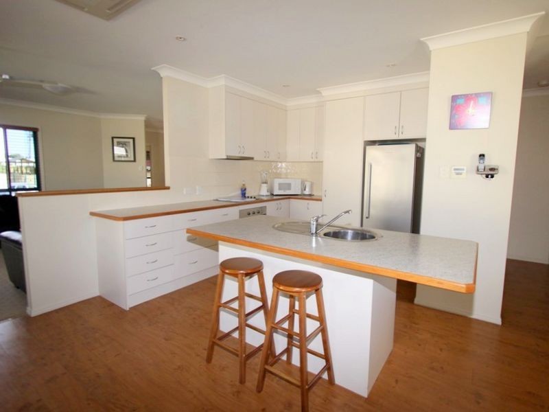 3 Cowan Crescent, Emerald QLD 4720